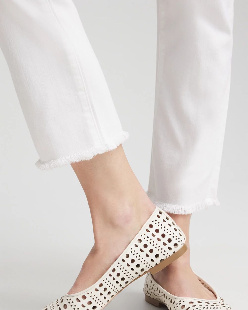 Girlfriend Frayed Cropped No Stain Jeans | Chico's